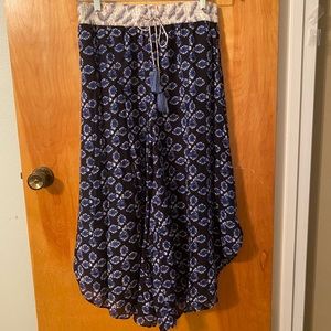 Anthropologie culottes navy/white.